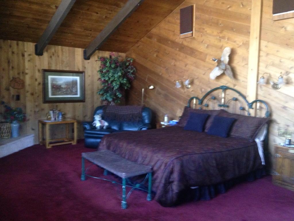 Switzerland Haus Bed And Breakfast Inn Big Bear Lake Pokój zdjęcie